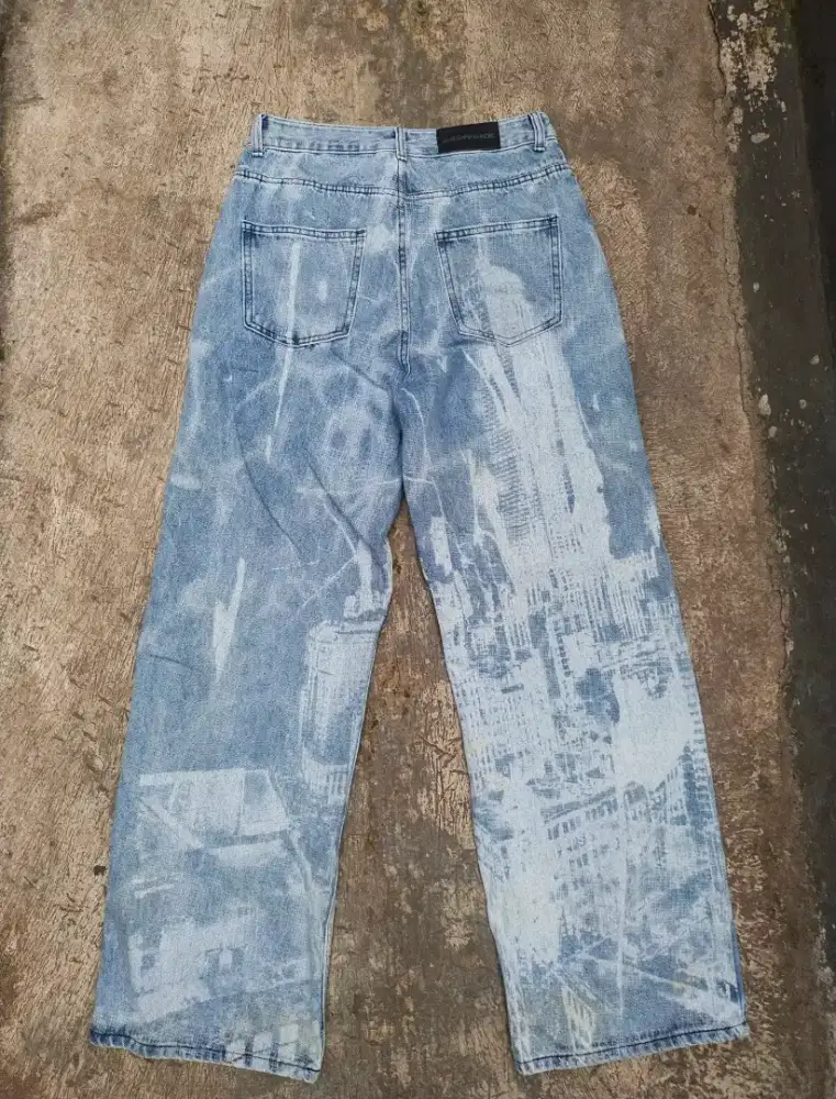 Baggy pants nasty kick