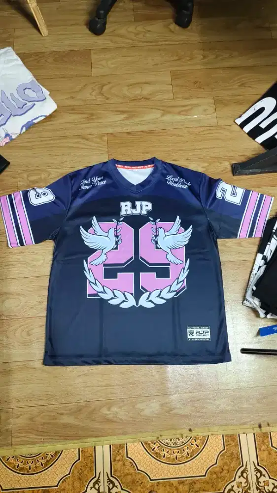 Kaos Boxy Oversize Premium (Bekas Ngonten/OOTD Mulus!) - Harga Nego