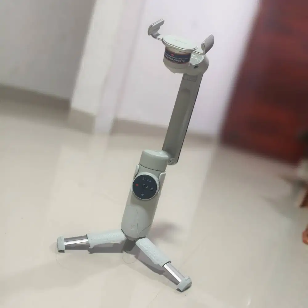 Jual Gimbal HP Merek Insta 360 Flow