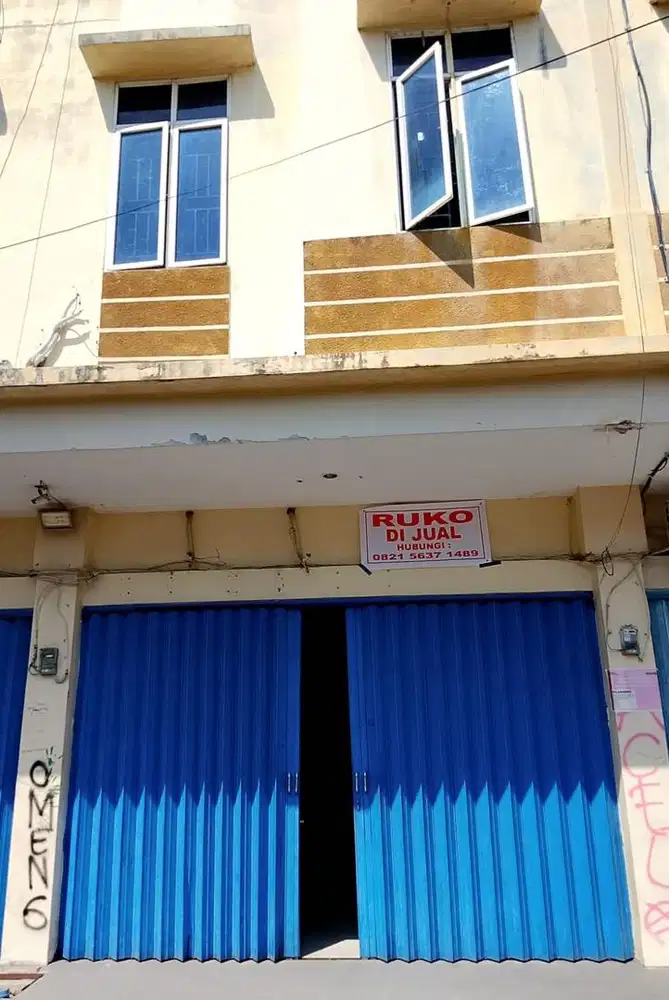 Dijual Ruko 2 1/2 Lantai