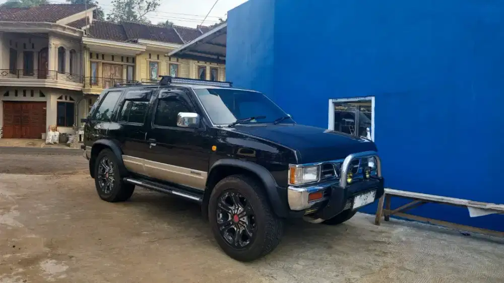 Jual Cepat Velg R20+Ban Kondisi 90%