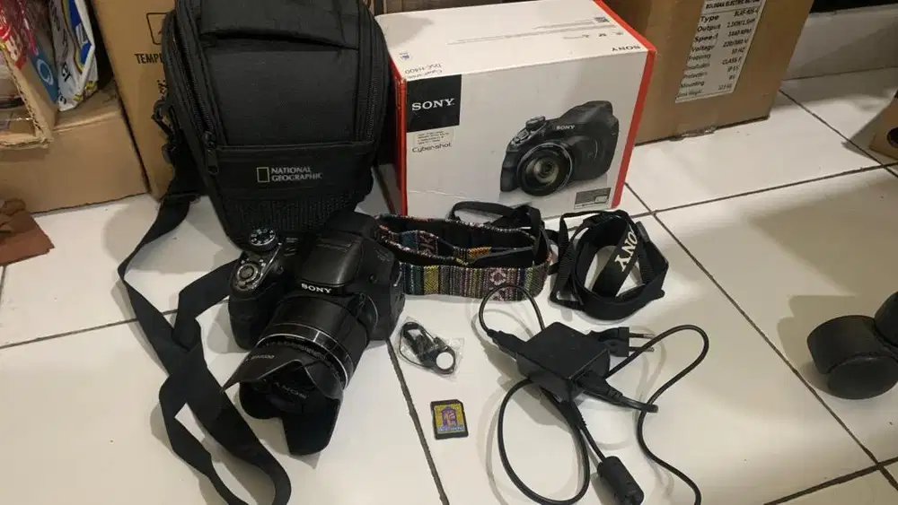 KAMERA SONY DSC H400 BEKAS