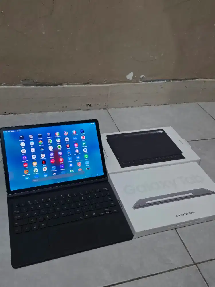 Galaxy Tab 10 SE + Keyboard Cover Ori