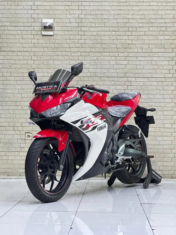 ODO 8RB‼️ Yamaha R25 OLD 2015 Original Simpanan
- Dava Mustika