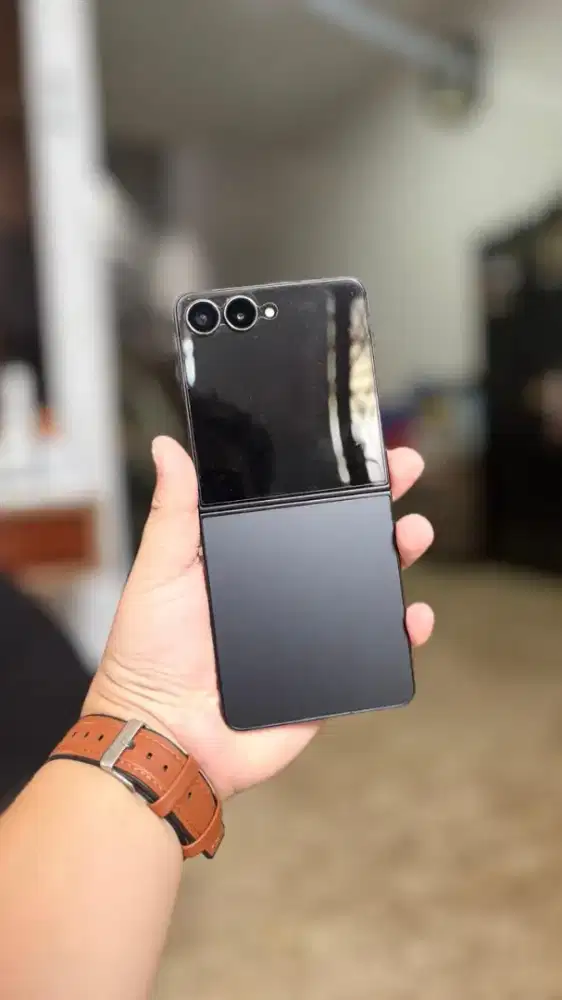 Samsung Galaxy Z Flip 7 Black