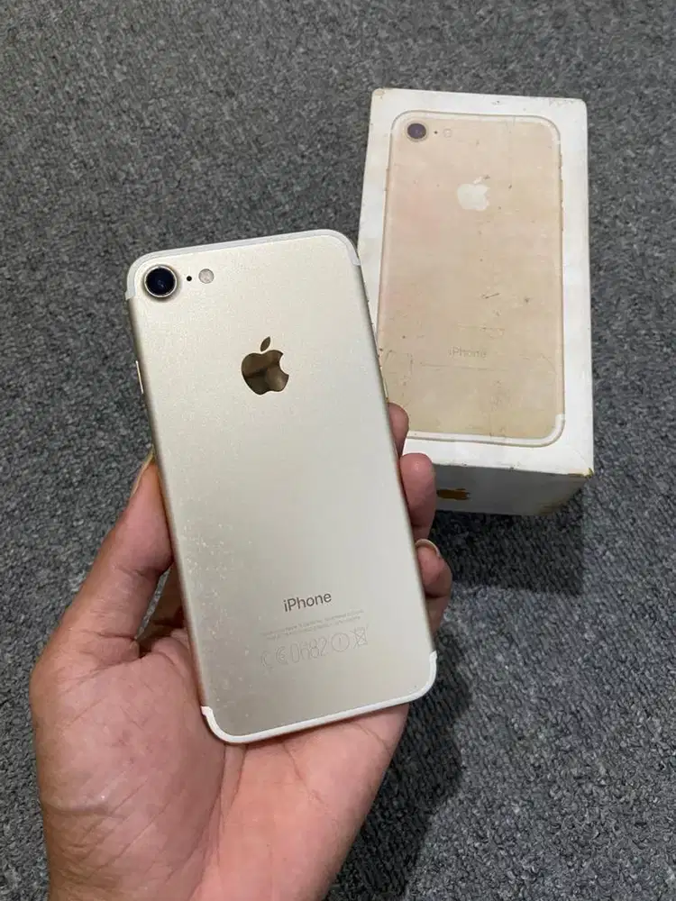 Iphone 7 128gb lengkap