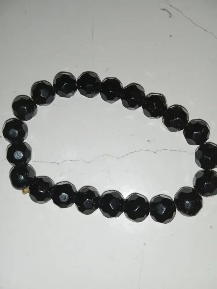 Gelang black onic