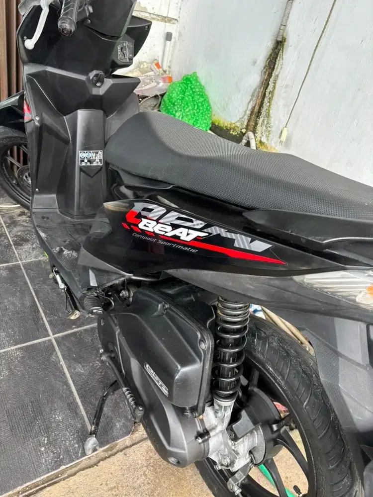 Jual motor beat 2020 warna hitam