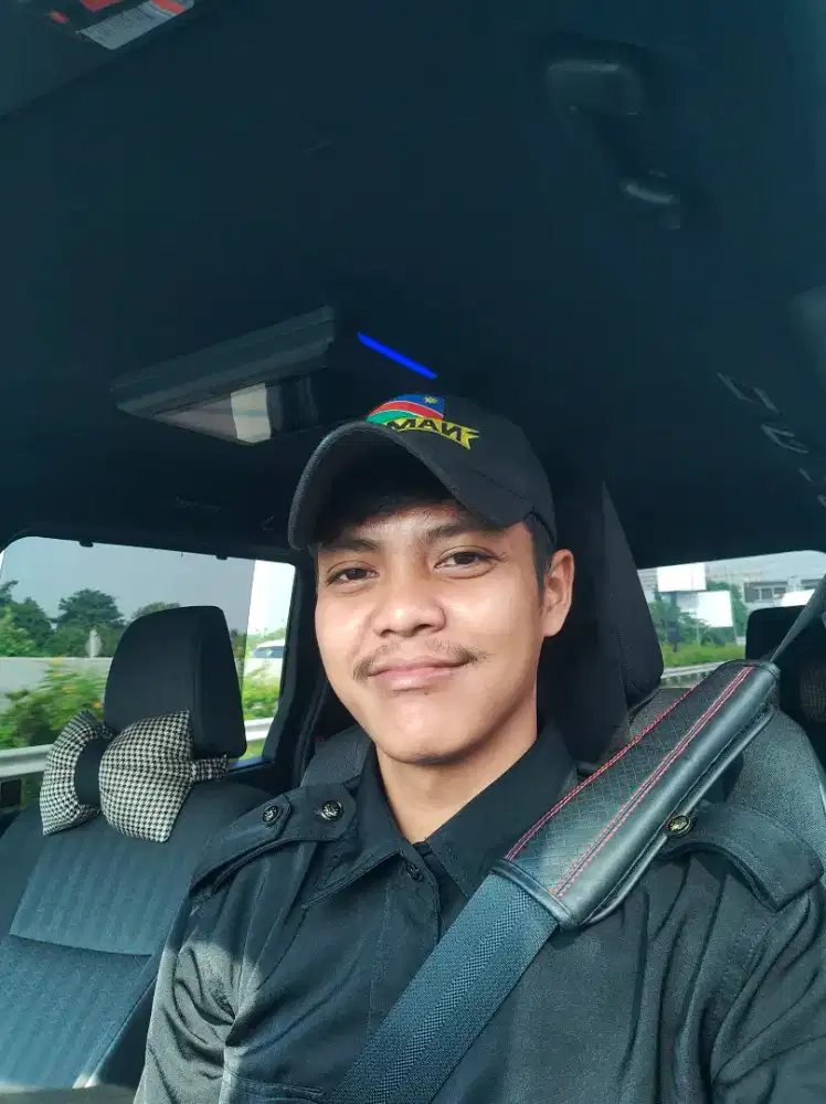 Saya lagi mencari Lowongan Driver,.    (Pengalaman krja Driver 5th,.)
