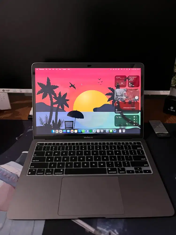 MacBook Air M1 8/128 GB