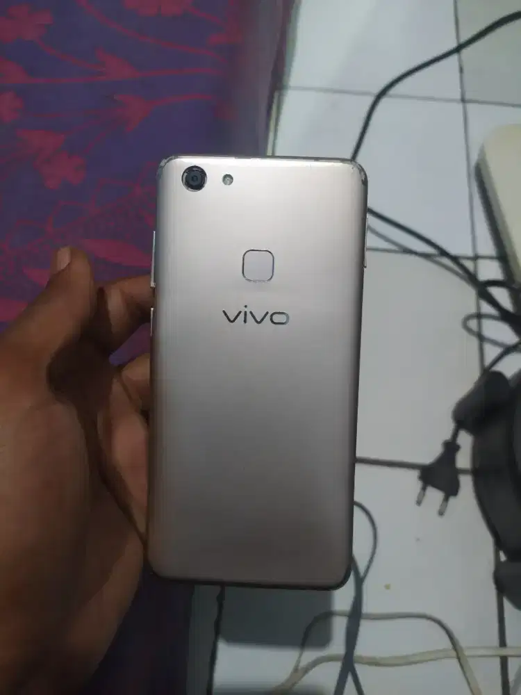 Vivo V7 4/32 batangan