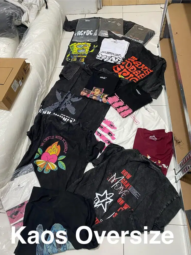 Kaos Oversize & Croptop