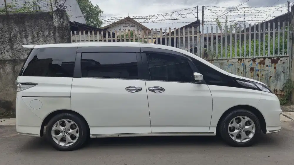 Mazda Biante 2013 Bensin