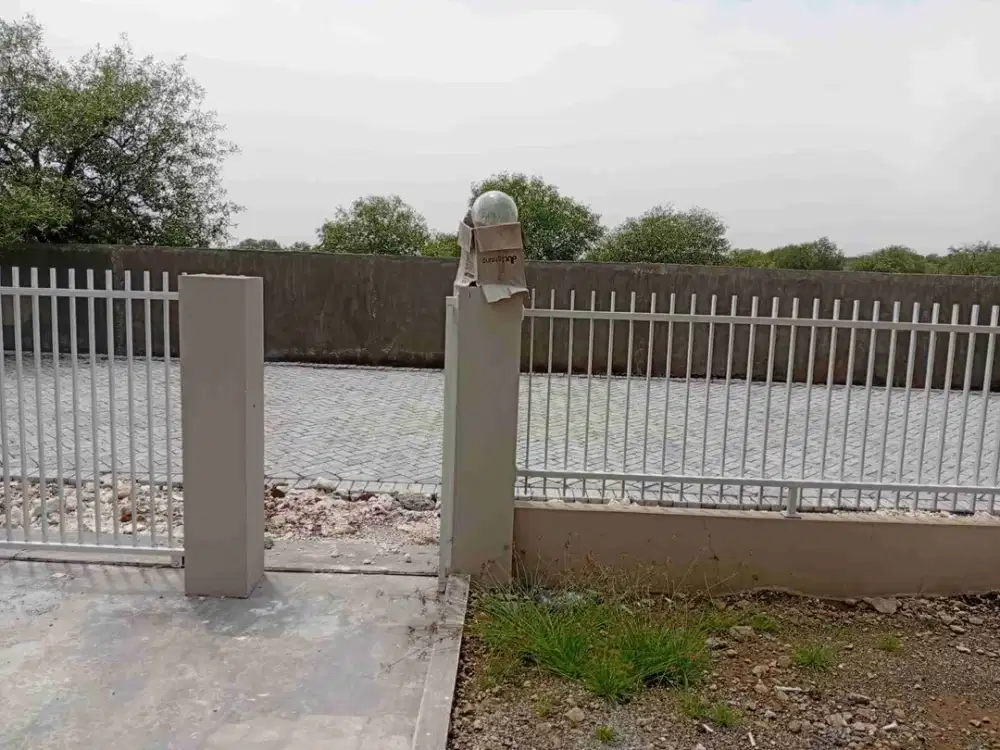 jual rumah modern strategis daerah juanda