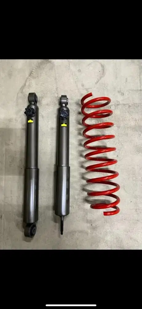 Shock kyb jimny jb74