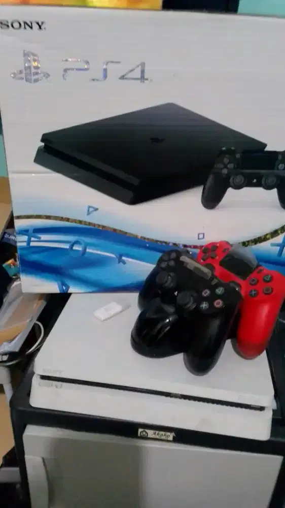 Ps 4 slim 500 gb