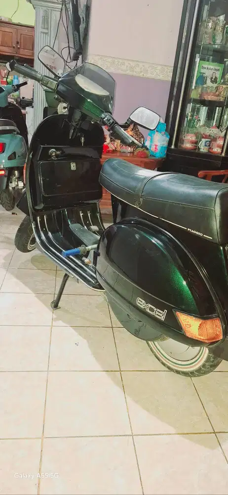 Bismillahirohmanirohim Di jual vespa P150 excel tahun 1994 warna hijau