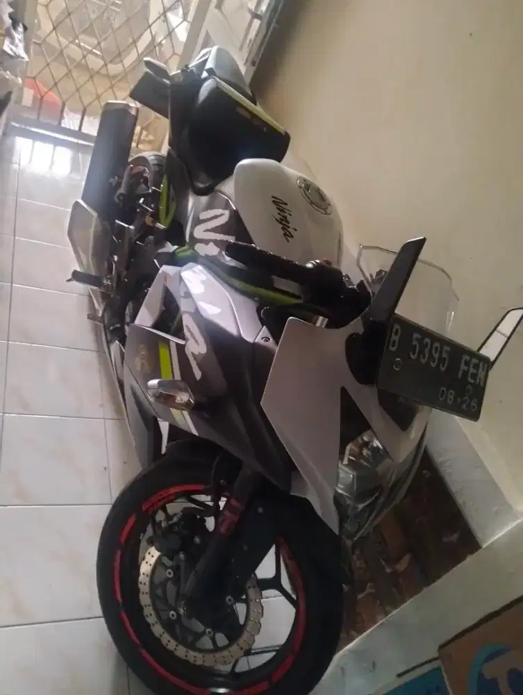 Kawasaki Ninja 4tak ( satu silinder) tahun 2020