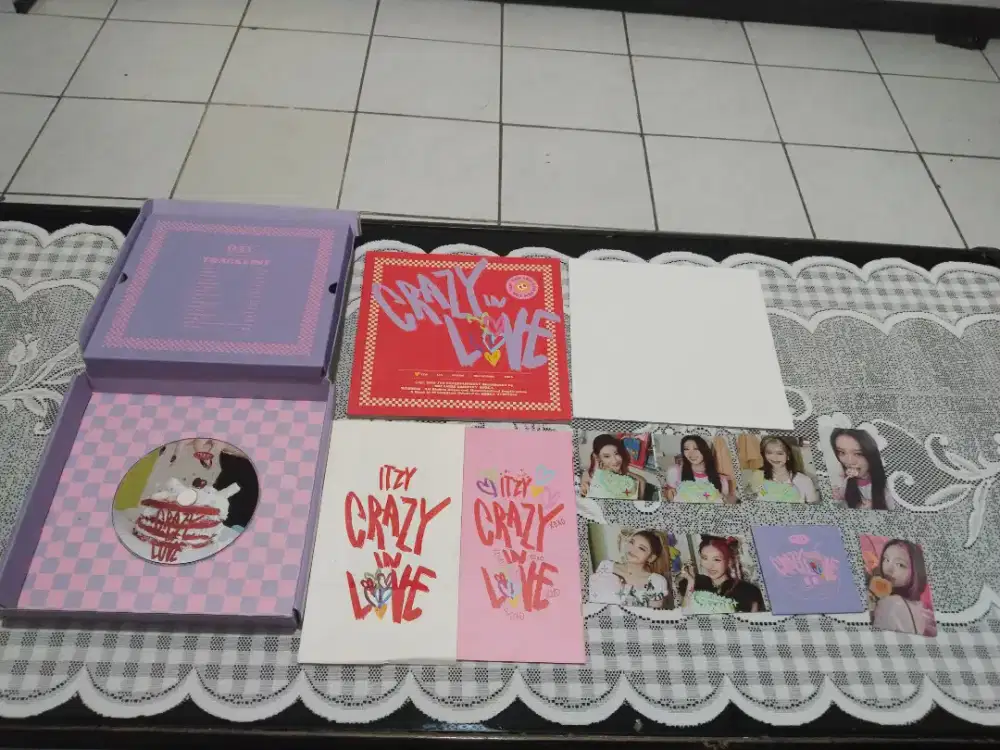 Album Itzy Crazy in love, yeji version