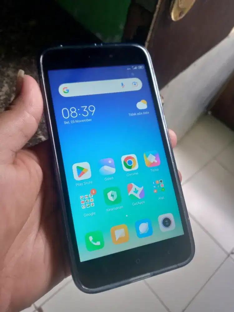 Redmi 5a ram 2/16gb normal YouTube msh lancar