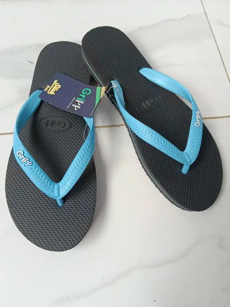 Sandal gripp ori by fipper kondisi 100% new fulltag