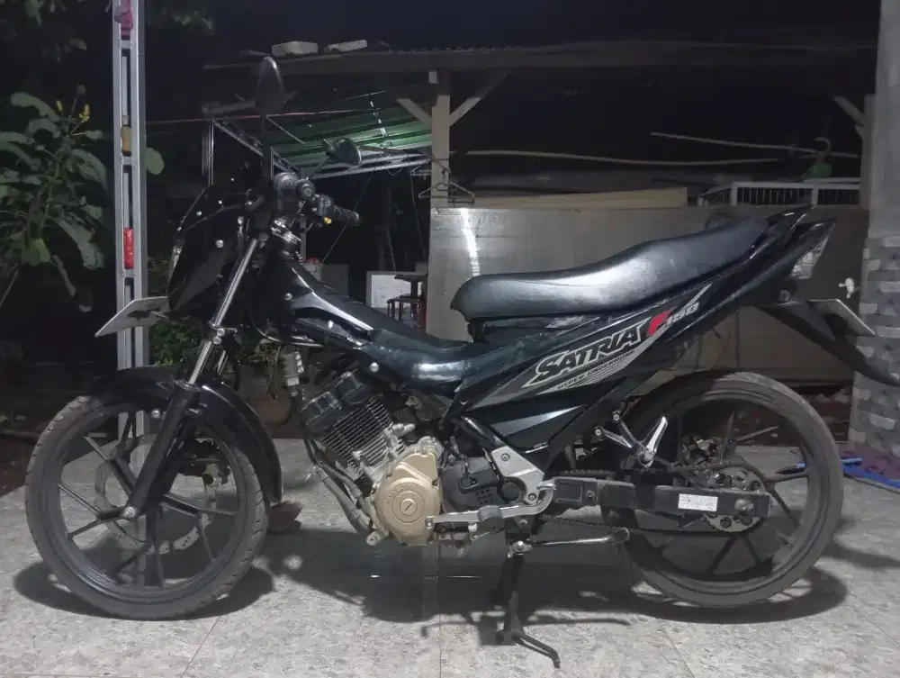 Jual satria Fu 2015 ss lengkap