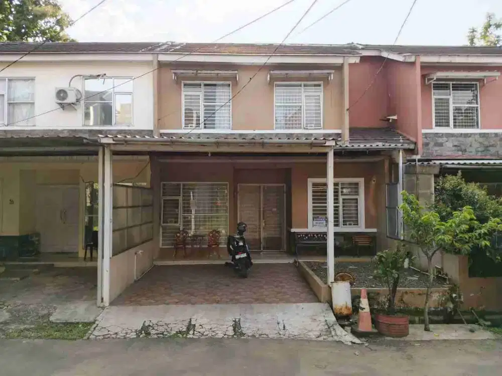 Rumah Bagus 2 Lantai di Cluster Cifor Bubulak Bogor