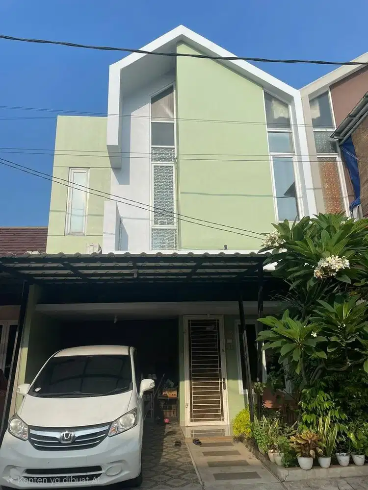 Disewakan Rumah 2 lantai di dekat kotwis