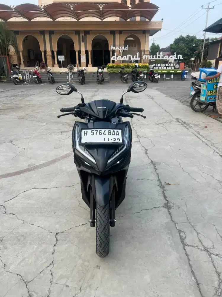 Honda Vario 125 ISS th 2024 Keyless BARANG BAGUS!