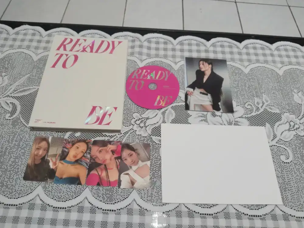 Album Twice Ready To Be, Be version