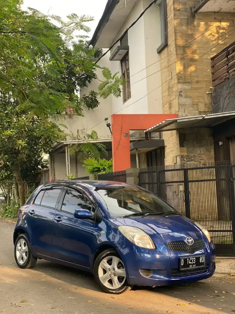 Toyota Yaris E 2006 MT