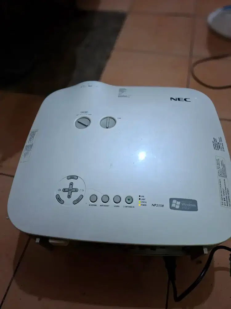 Proyektor nec np2150