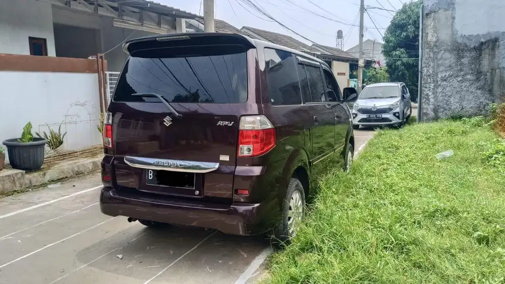 Suzuki APV 2010 Bensin