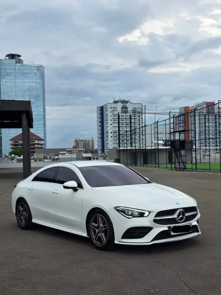 Mercedes Benz CLA200 2020 AMG Line / Low KM / Full Spec / Like New