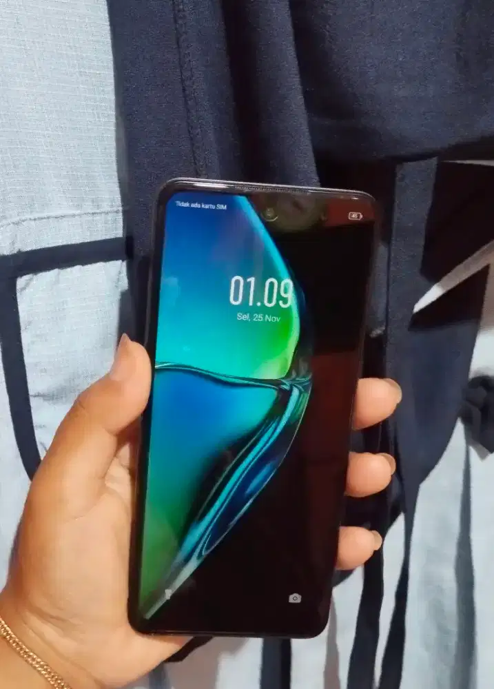 Infinix smart 8 pro ram 8+8/128!.