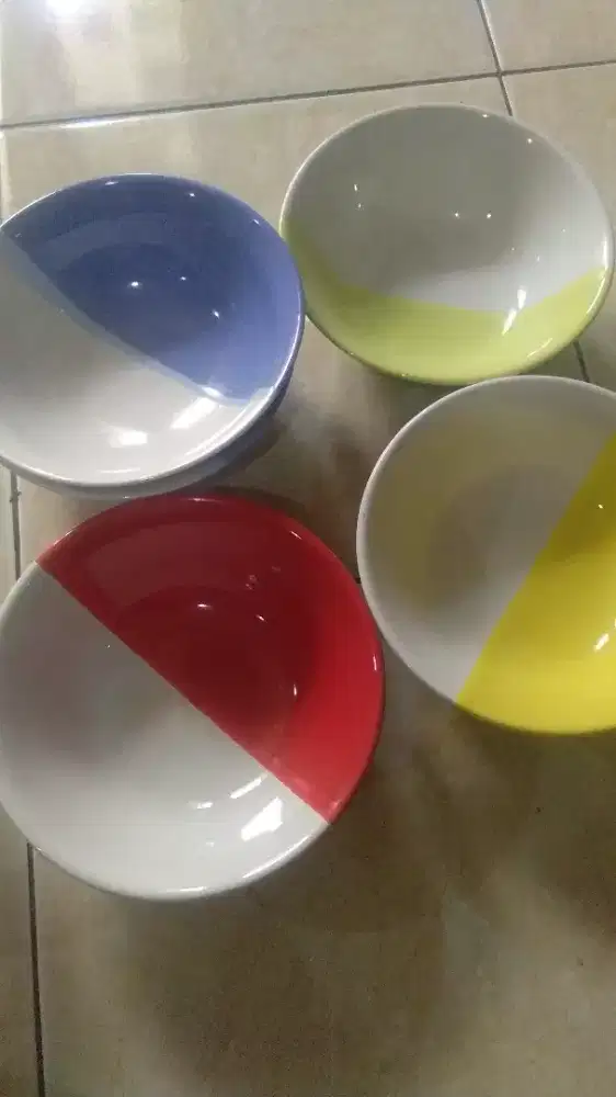 Mangkuk kaibon twotone