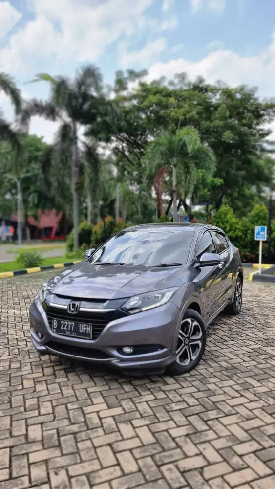 HRV Prestige Matic 2017 Dp 3 Juta Sunroof