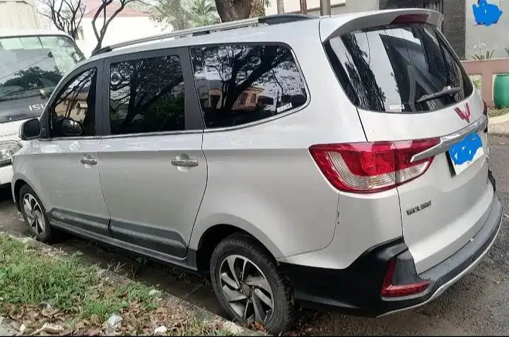 Dijual Mobil Wuling Confero S