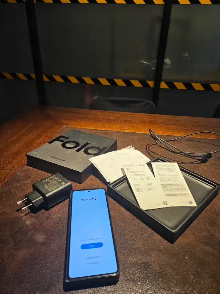 Samsung ZFOLD 4 12/256 Ex SEIN