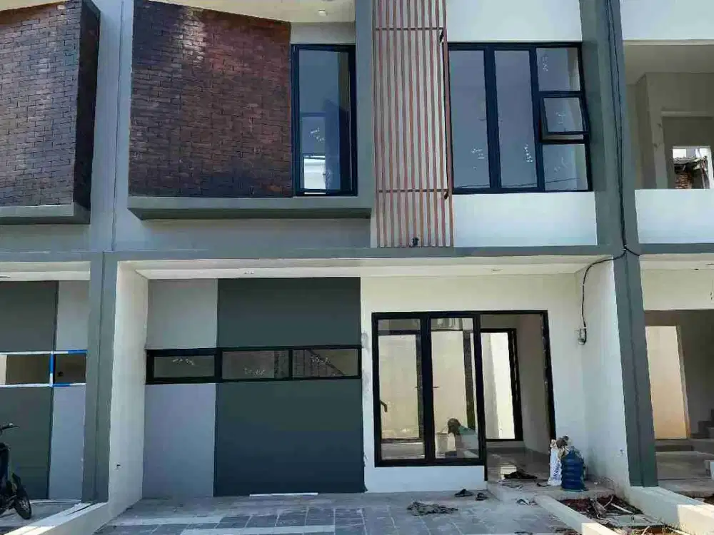 Rumah 2 lantai siap Huni 5jt all in dp 0%