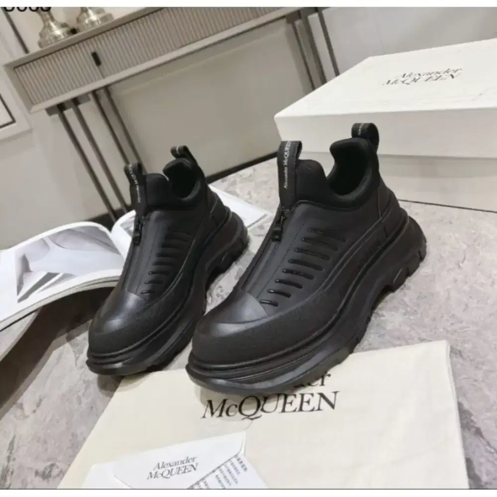 SNEAKER ALEXANDER MCQUEEN BRANDED IMPORT