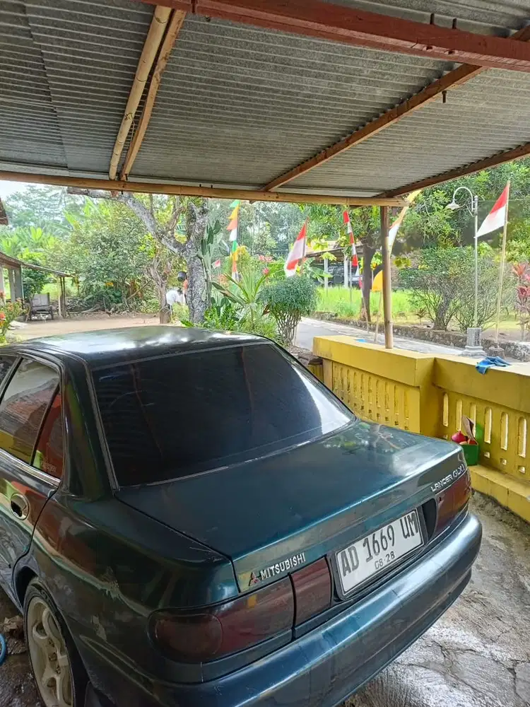 Mitsubishi Lancer 1994 Bensin