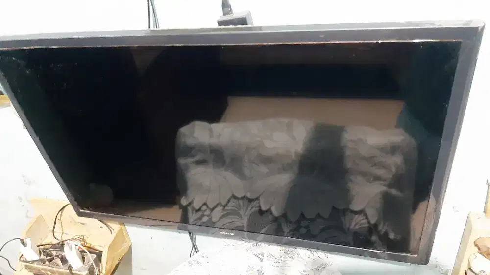 tv led samsung 32 inch cuma suara ga ada gambar