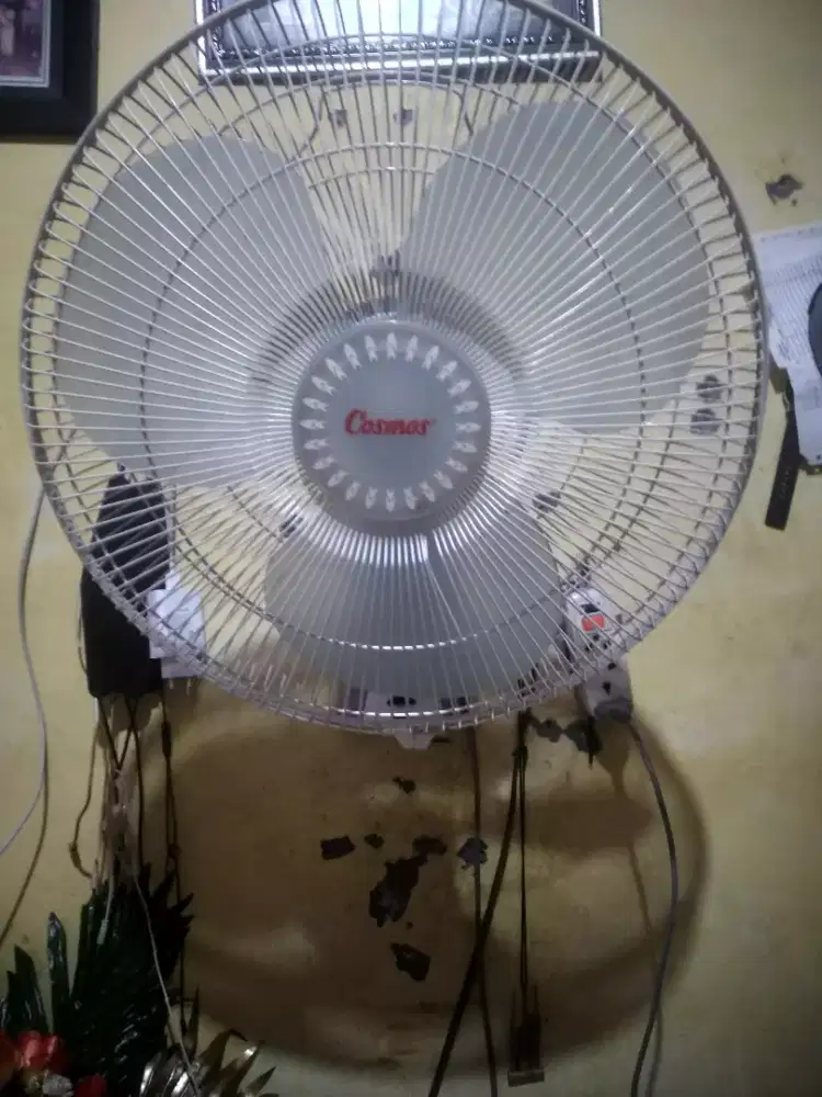 Cosmos dinding digital