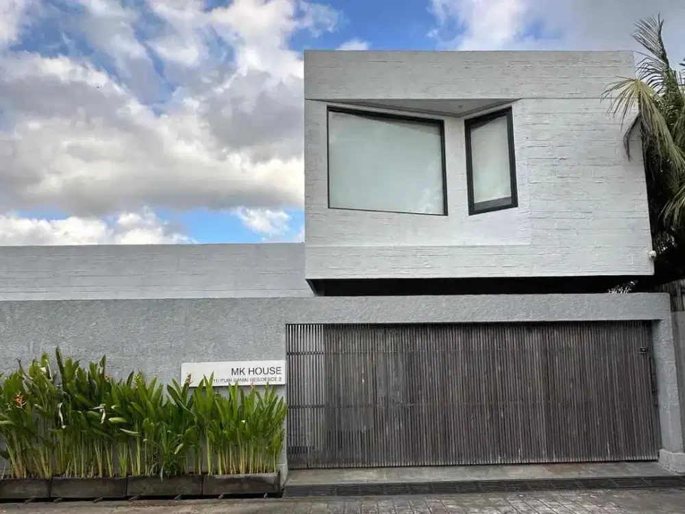 Villa 4BR Kedungu – Modern, Fully Furnished, Private Pool