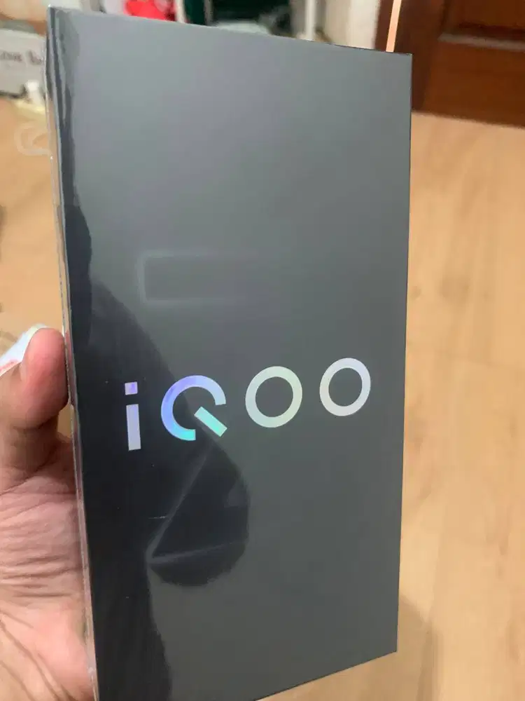 Jual iQOO Z10R 5G 12/256GB BARU SEGEL GARANSI RESMI MURAH!