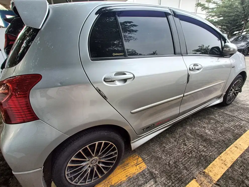 Toyota Yaris 2012 A/T Bensin