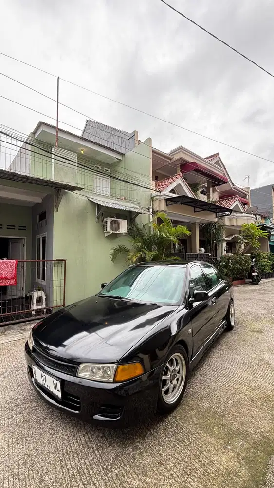 Mitsubishi Lancer 1997 Bensin