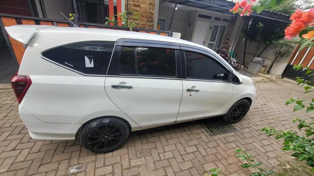 Daihatsu Sigra 2017 MT Bensin