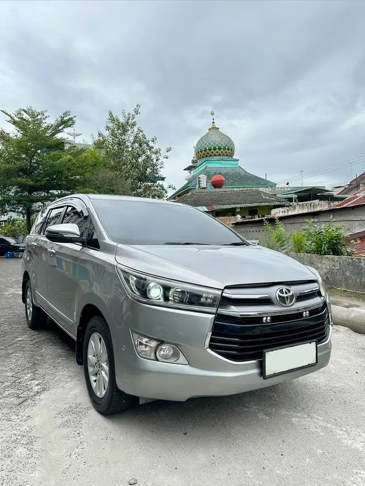 Innova Reborn V Diesel 2019